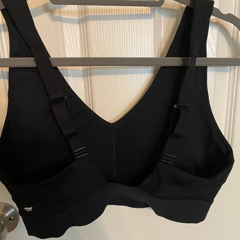 Fabletics Sports Bra - Picture 3 of 3